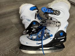 Adjustable Ice Skates 35–38 (Worker Span) – Warm & Comfortable thumbnail 1